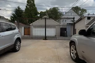 2817 S Trumbull Ave, Chicago, IL 60623 - Photo 5