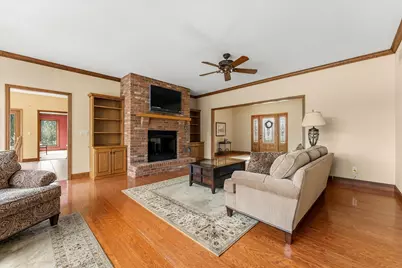 200 Riverbend Boulevard, Mahomet, IL 61853 - Photo 9
