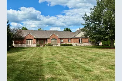 200 Riverbend Boulevard, Mahomet, IL 61853 - Photo 1