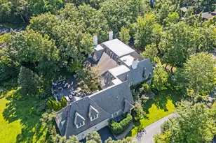 401 Glendale Ave, Oak Brook, IL 60523 - Photo 3