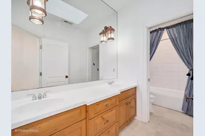 401 Glendale Avenue, Oak Brook, IL 60523 - Photo 35