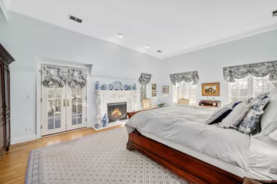 401 Glendale Avenue, Oak Brook, IL 60523 - Photo 29