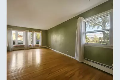 36 S Highview Avenue, Addison, IL 60101 - Photo 3