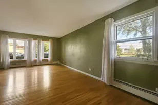 36 S Highview Ave, Addison, IL 60101 - Photo 3