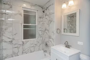 7605 S Champlain Ave, Chicago, IL 60619 - Photo 11