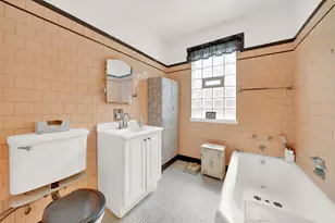 5931 S Talman Ave, Chicago, IL 60629 - Photo 9