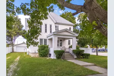 409 W Water Street, Pontiac, IL 61764 - Photo 1