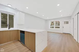 2132 S Fairfield Ave, Chicago, IL 60608 - Photo 7