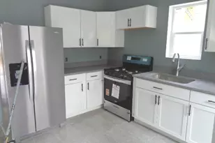 1906 S 4th St, Rockford, IL 61104 - Photo 9