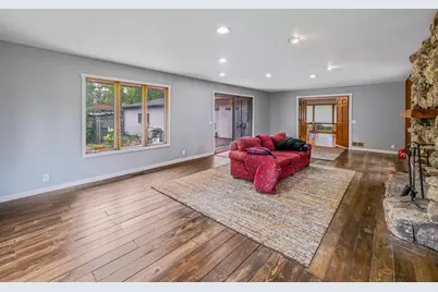 25171 N Virginia Avenue, Lake Zurich, IL 60047 - Photo 11