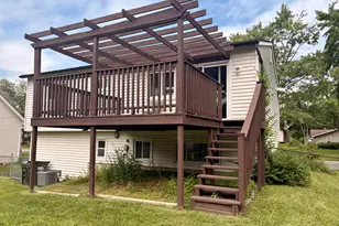 325 Rockhurst Rd, Bolingbrook, IL 60440 - Photo 17