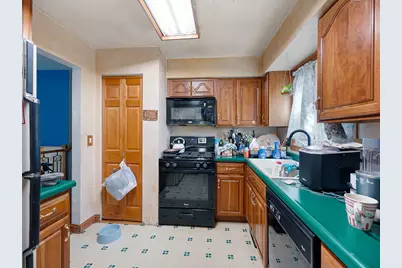 931 N Fairfield Road, Round Lake Beach, IL 60073 - Photo 7