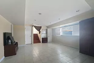 10 N Adams Dr, Addison, IL 60101 - Photo 9