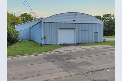 115 E South Street, Freeport, IL 61032 - Photo 9