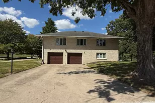 402 W Le Fevre Rd, Sterling, IL 61081 - Photo 35