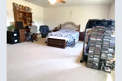 1056 Deertrail Court, Antioch, IL 60002 - Photo 19