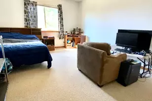 1056 Deertrail Ct, Antioch, IL 60002 - Photo 25