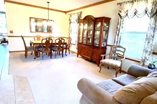 1056 Deertrail Ct, Antioch, IL 60002 - Photo 3