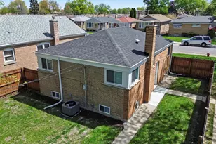 7756 S Spaulding Ave, Chicago, IL 60652 - Photo 3