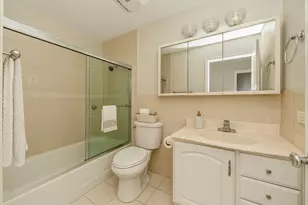 1886 Stockton Dr, Hoffman Estates, IL 60169 - Photo 15