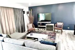 230 Delaware Dr, Bolingbrook, IL 60440 - Photo 3