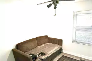 230 Delaware Dr, Bolingbrook, IL 60440 - Photo 7