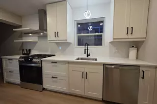 5749 S Kenneth Ave, Chicago, IL 60629 - Photo 5