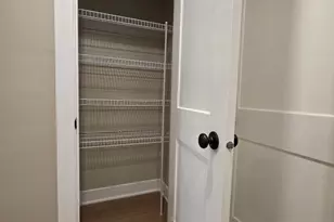 5749 S Kenneth Ave, Chicago, IL 60629 - Photo 7