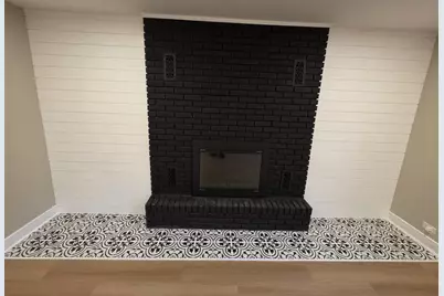 5749 S Kenneth Avenue, Chicago, IL 60629 - Photo 9