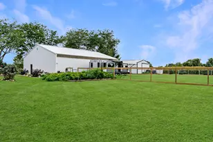 49W972 Peterson Rd, Maple Park, IL 60151 - Photo 37