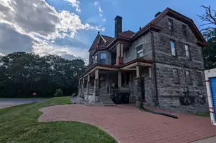 1635 20th St, Rock Island, IL 61201 - Photo 3