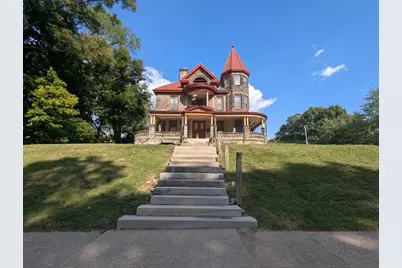 1635 20th Street, Rock Island, IL 61201 - Photo 1