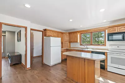 17707 Il-113, Custer Park, IL 60481 - Photo 9