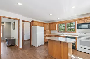 17707 IL-113, Custer Park, IL 60481 - Photo 9