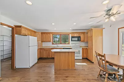 17707 Il-113, Custer Park, IL 60481 - Photo 11