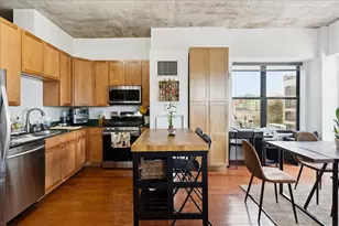 1122 W Catalpa Ave, Chicago, IL 60640 - Photo 3