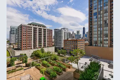 653 N Kingsbury Street #704, Chicago, IL 60654 - Photo 35