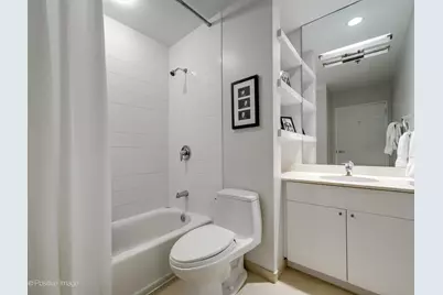 653 N Kingsbury Street #704, Chicago, IL 60654 - Photo 23