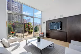 653 N Kingsbury St, Chicago, IL 60654 - Photo 11