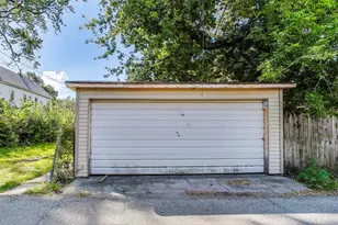 5828 W Iowa St, Chicago, IL 60651 - Photo 39