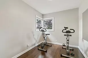 1855 Ridgeland Ave, Berwyn, IL 60402 - Photo 21