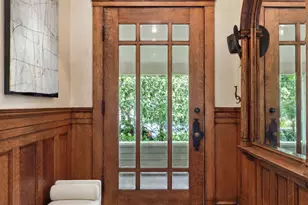 536 W Barry Ave, Chicago, IL 60657 - Photo 5