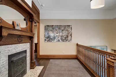 536 W Barry Avenue, Chicago, IL 60657 - Photo 23