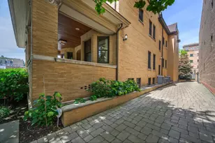 536 W Barry Ave, Chicago, IL 60657 - Photo 45