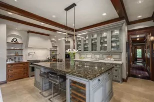 536 W Barry Ave, Chicago, IL 60657 - Photo 15