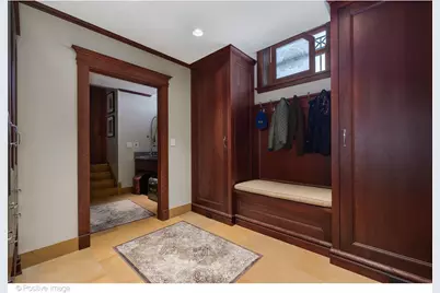 536 W Barry Avenue, Chicago, IL 60657 - Photo 35