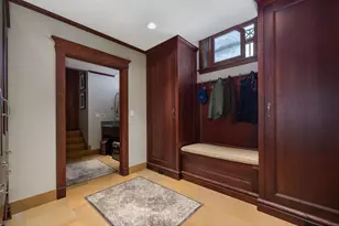536 W Barry Ave, Chicago, IL 60657 - Photo 35