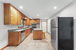 1507 W Columbia Ave, Champaign, IL 61821 - Photo 11