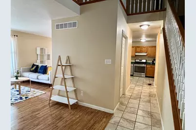 616 Erin Drive, Champaign, IL 61822 - Photo 5