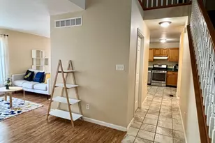 616 Erin Dr, Champaign, IL 61822 - Photo 5